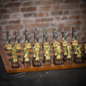 Italfama Romans vs Barbarians Chess Set in Case - Large  - can be Engraved or Personalised