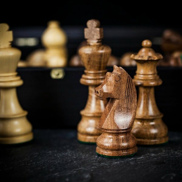 Manopoulos Rosewood Staunton Chess Pieces in Gift Box - Large  - can be Engraved or Personalised