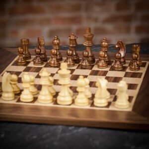 Manopoulos Walnut and Oak Chess Set in Presentation Box - Small  - can be Engraved or Personalised